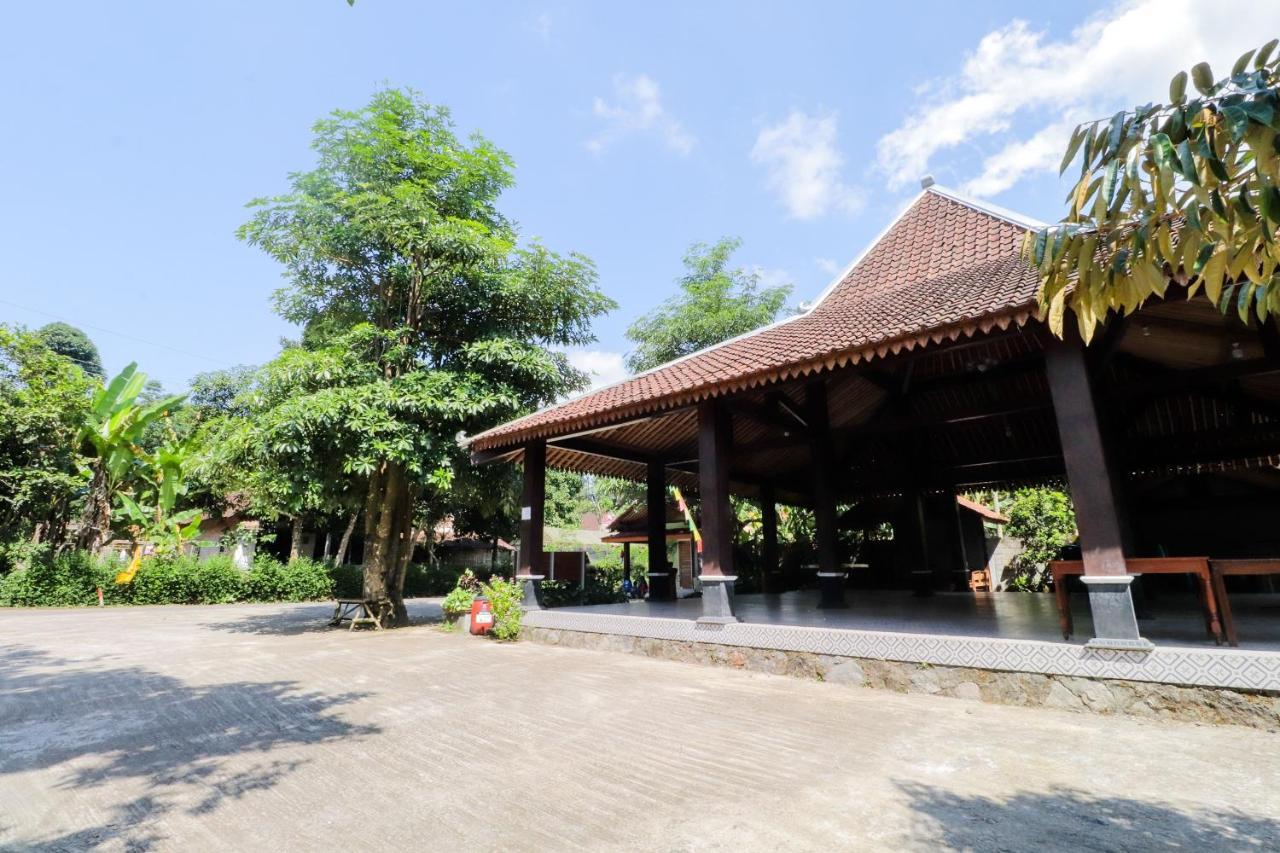 Omah Rohadi Syariah By Ndalem Beong Magelang Exterior foto