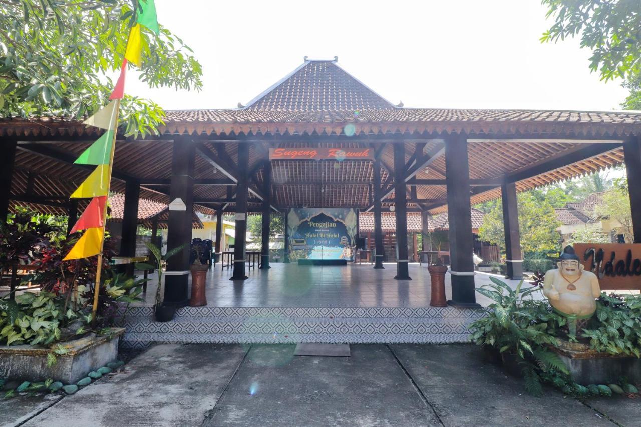 Omah Rohadi Syariah By Ndalem Beong Magelang Exterior foto