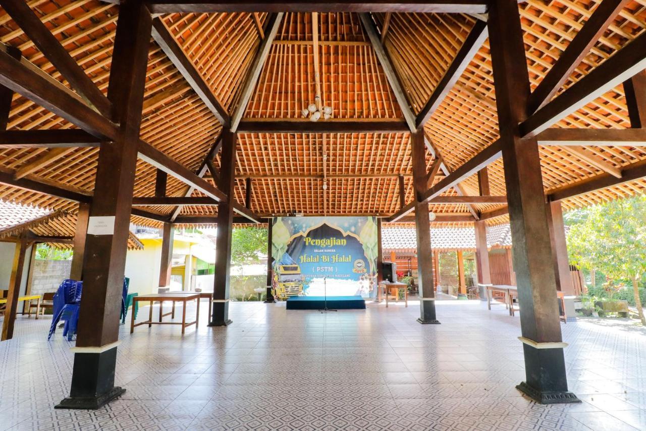 Omah Rohadi Syariah By Ndalem Beong Magelang Exterior foto